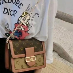 Beautiful new bags for summer.